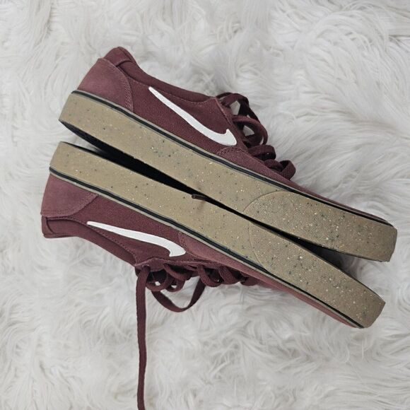 Nike Men\'s Chron 2 SB Burgundy (dark pony) Gum Size 8.5  Sneakers main image 4